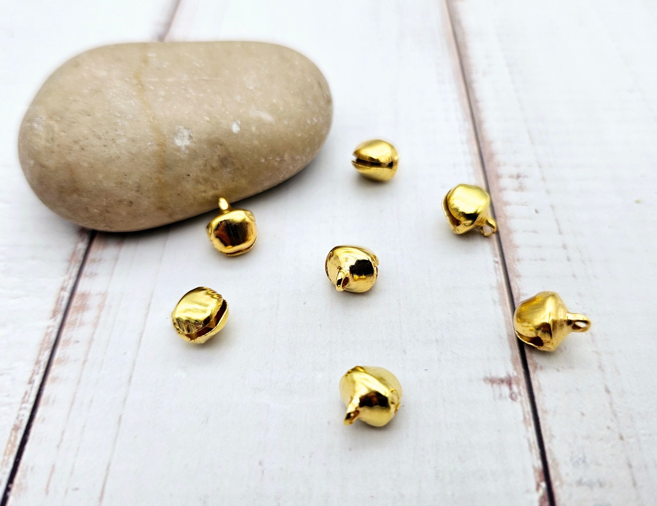 50 Breloques Grelots Métal Argenté 11x8mm - Pour Bijoux DIY, Déco, Trousse à Couture