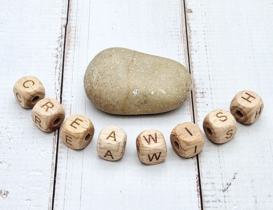 26 perles alphabet lettres bois 12mm