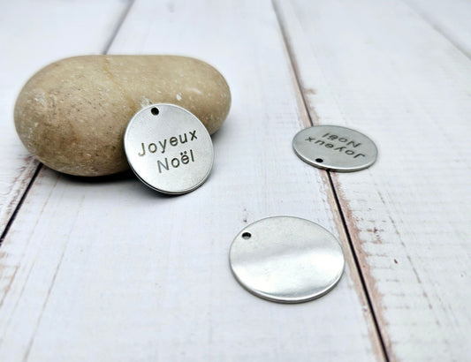 10 breloques Joyeux Noël rondes 2cm acier inoxydable