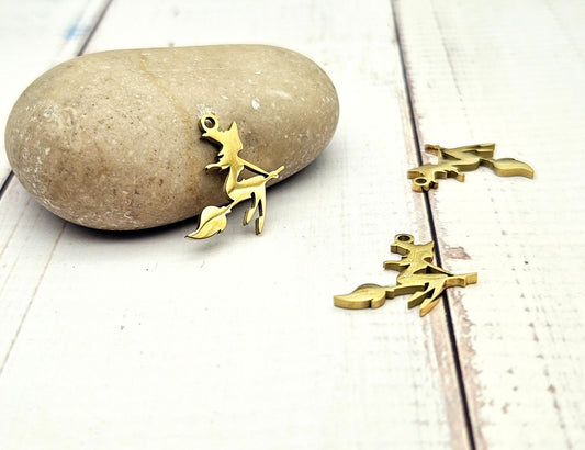 5 breloques sorcière sur balai halloween acier inoxydable doré