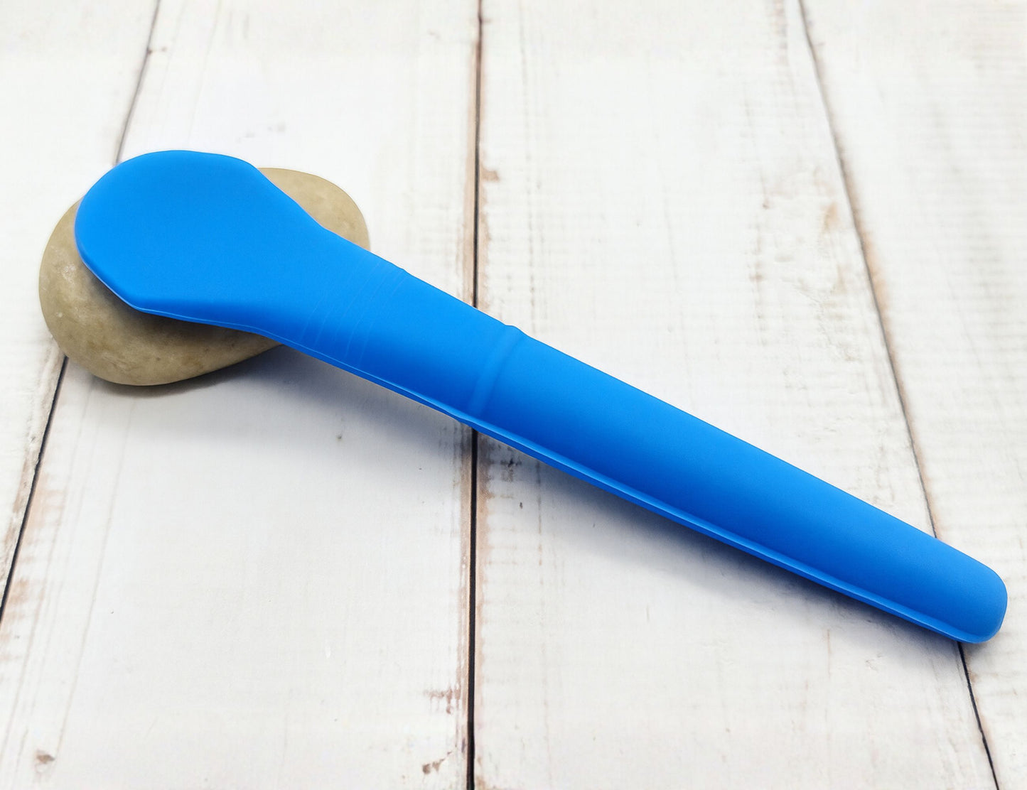 Spatule de mélange pour résine 