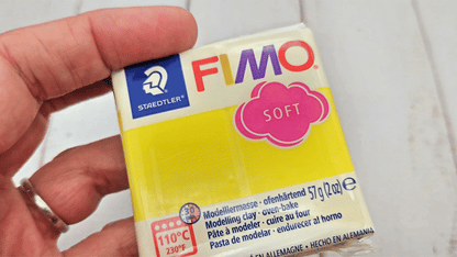 Pâte Fimo Soft 57g - Citron n 10
