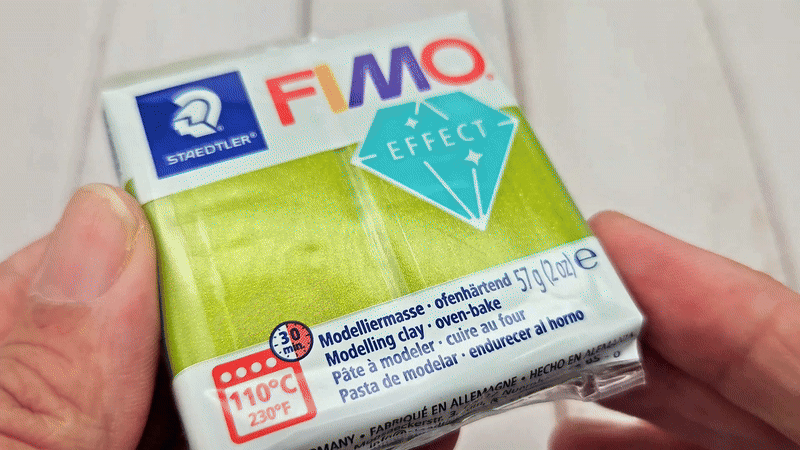 Pâte Fimo Effect métal 57g -  Vert n 51
