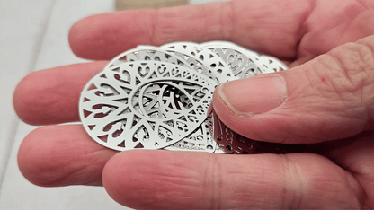10 estampes ajourées coeurs forme goutte acier inoxydable