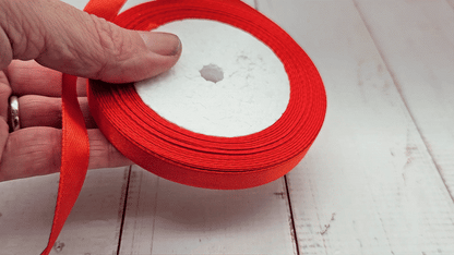 Ruban satin rouge 22 mètres – Largeur 10 mm