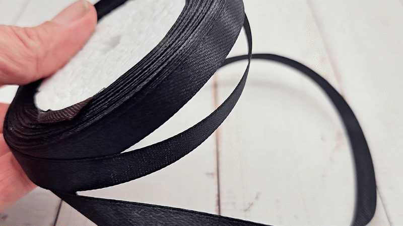Ruban satin noir 22 mètres – Largeur 10 mm