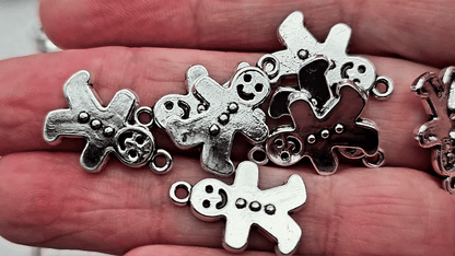 20 breloques bonhomme pain d'épice