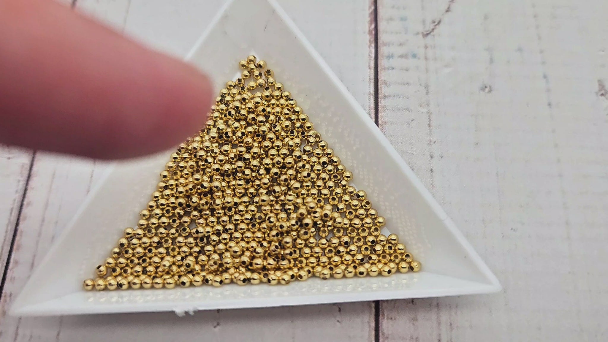 500 perles rondes 2mm acier inoxydable doré