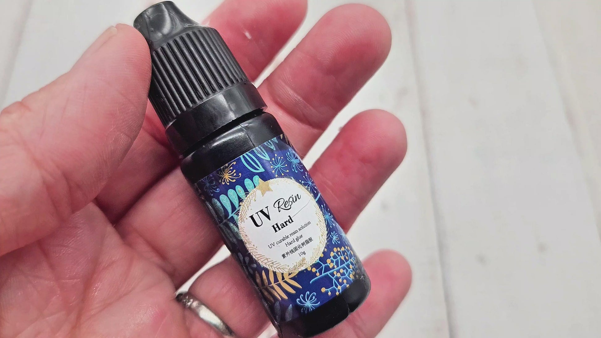 Résine UV transparente de type dur 10gr