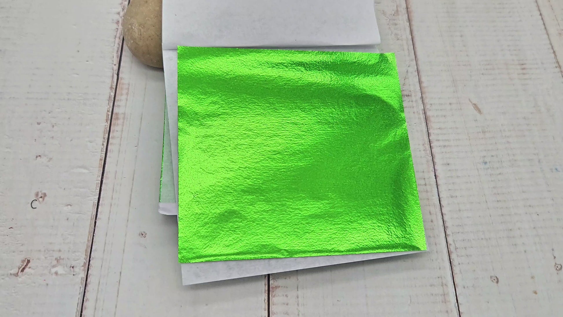 100 Feuilles à Dorer - Couleur vert (8x8 cm)