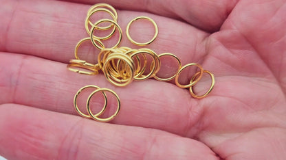 50 anneaux de jonction 8mm acier inoxydable or 18 carats