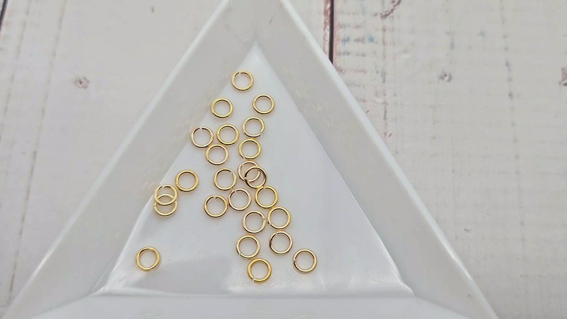 50 anneaux de jonction 4mm couleur or