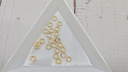50 anneaux de jonction 4mm couleur or