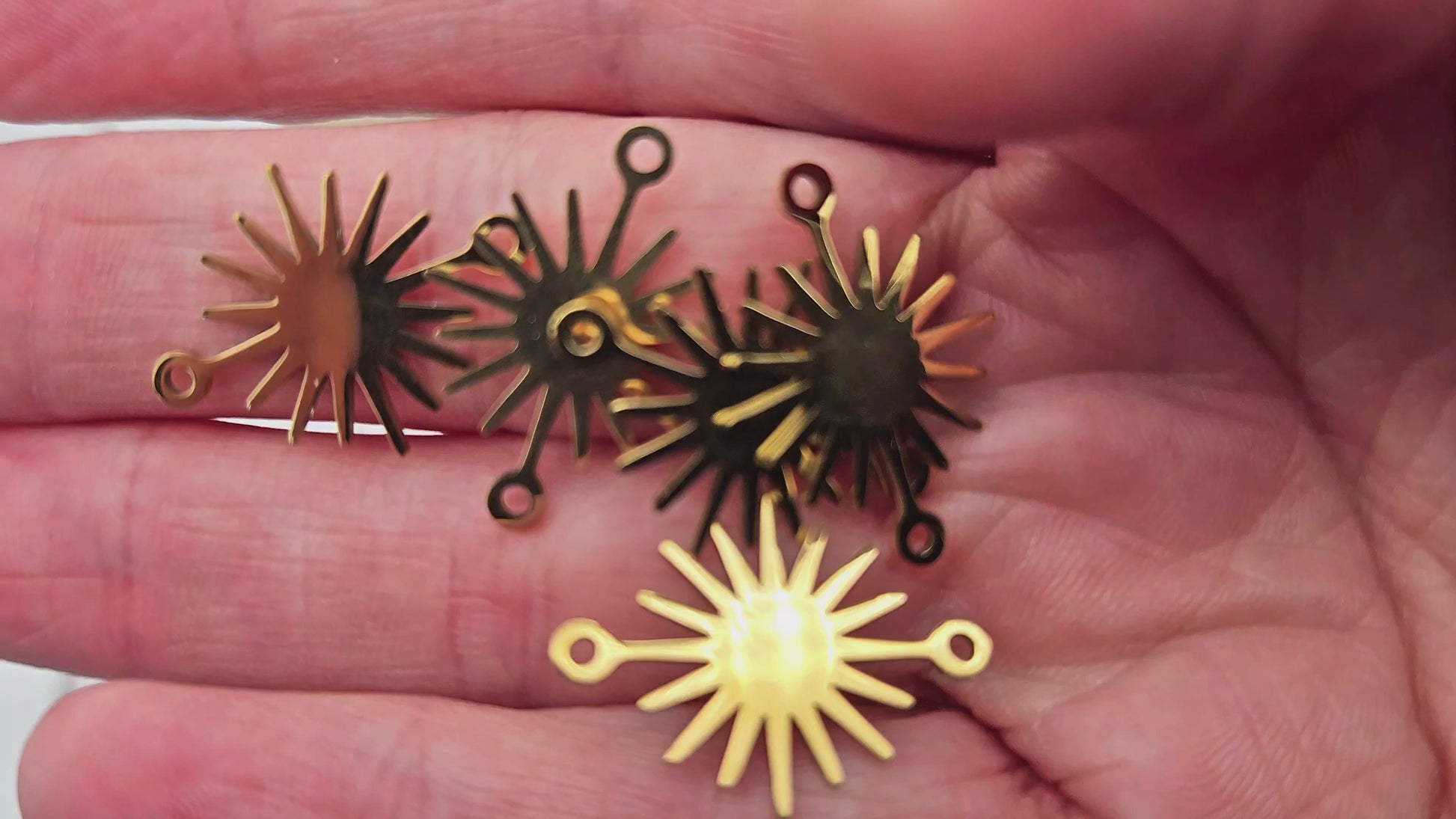 6 connecteurs soleil acier inoxydable doré