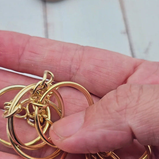 20 anneaux porte-clés avec chaînette – Coloris or