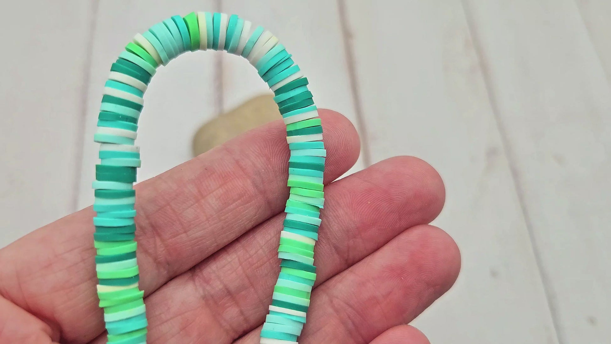 360 perles heishi tons vert et turquoise 6mm