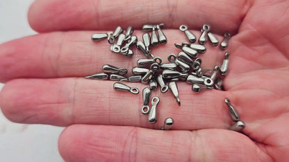 20 breloques gouttes acier inoxydable