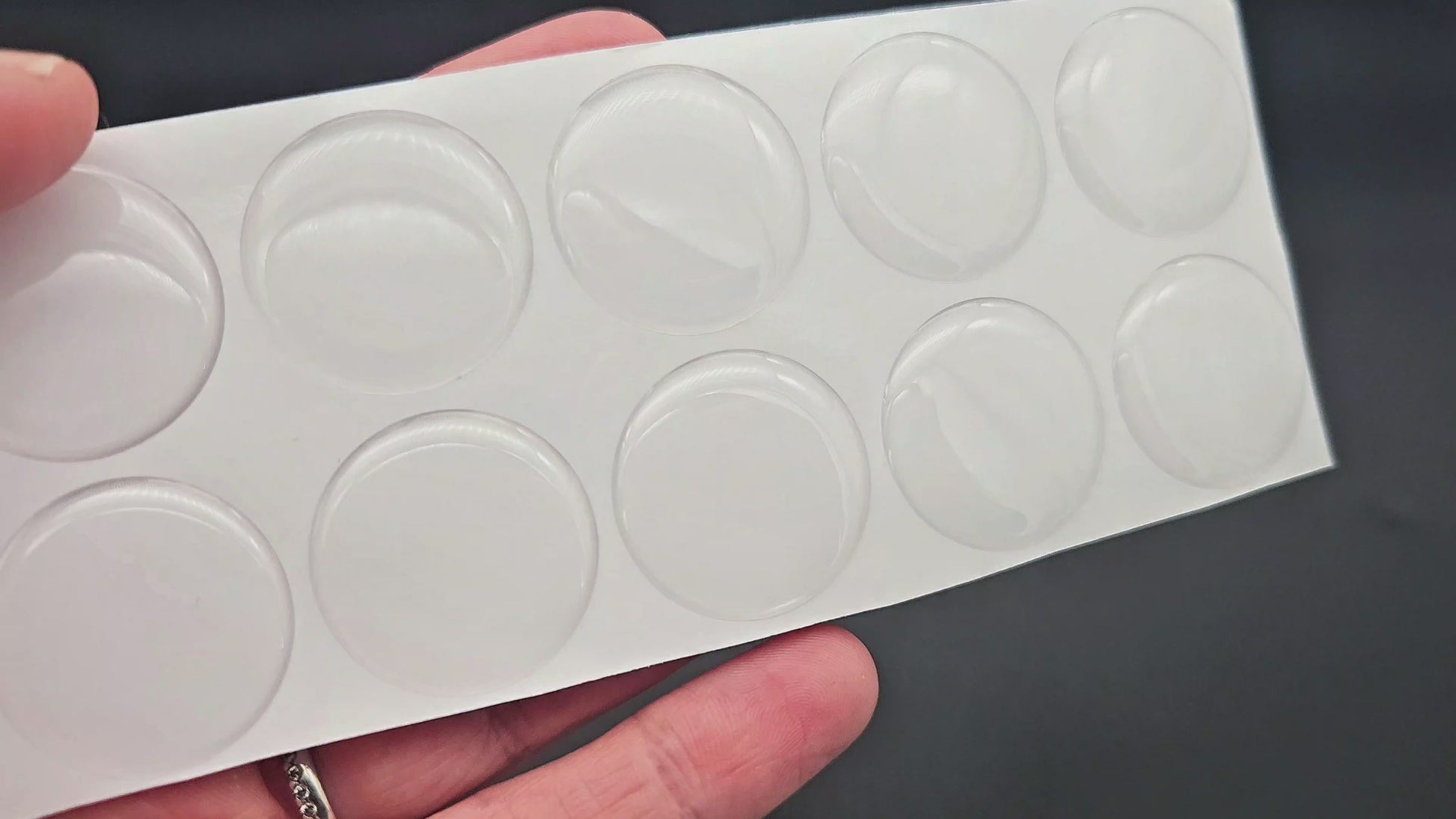 10 cabochons autocollants 25mm pour créations avec cabochons