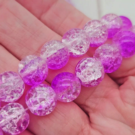 80 perles en verre craquelées violettes et transparentes 10mm