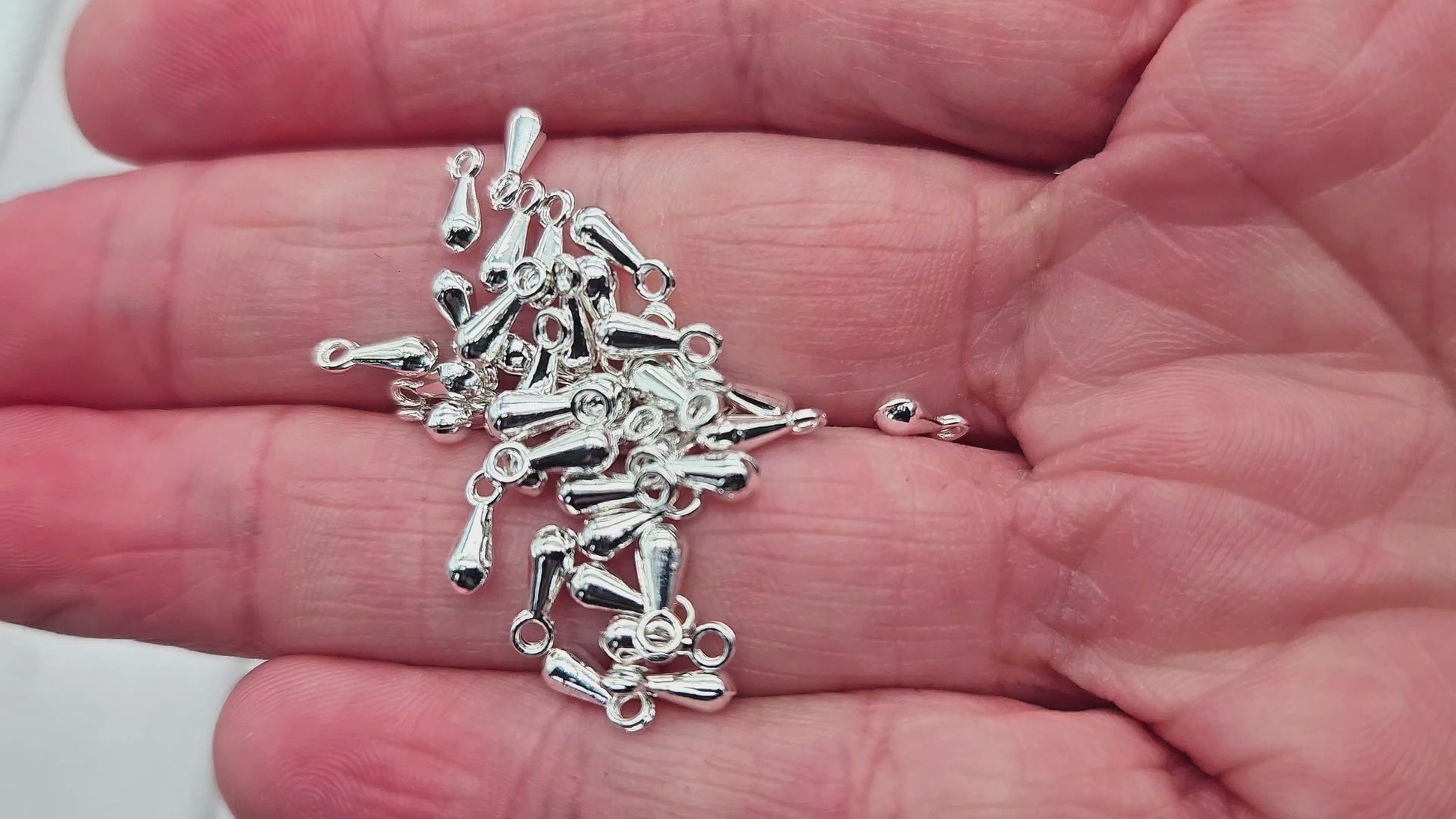 200 breloques gouttes 7mm argent clair