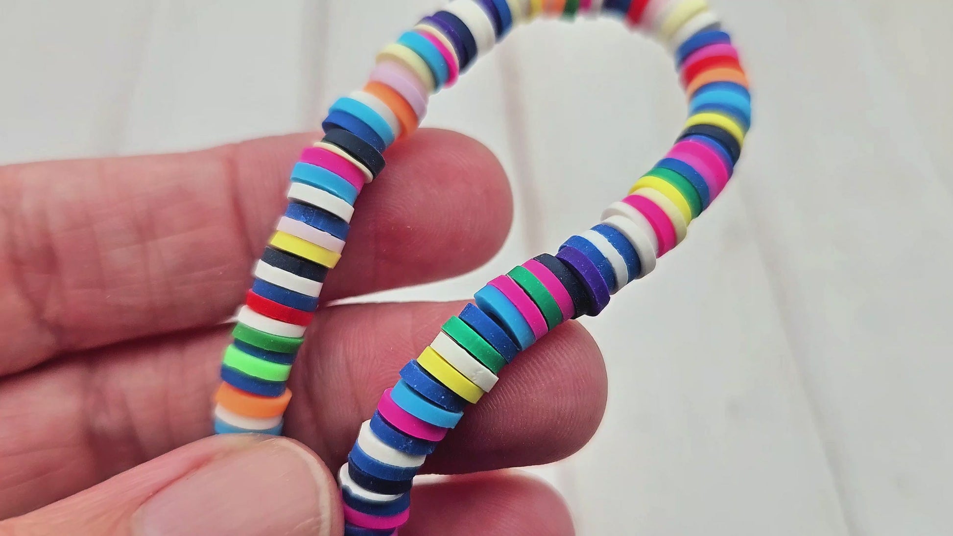 290 perles heishi tons multicolores foncés 6mm